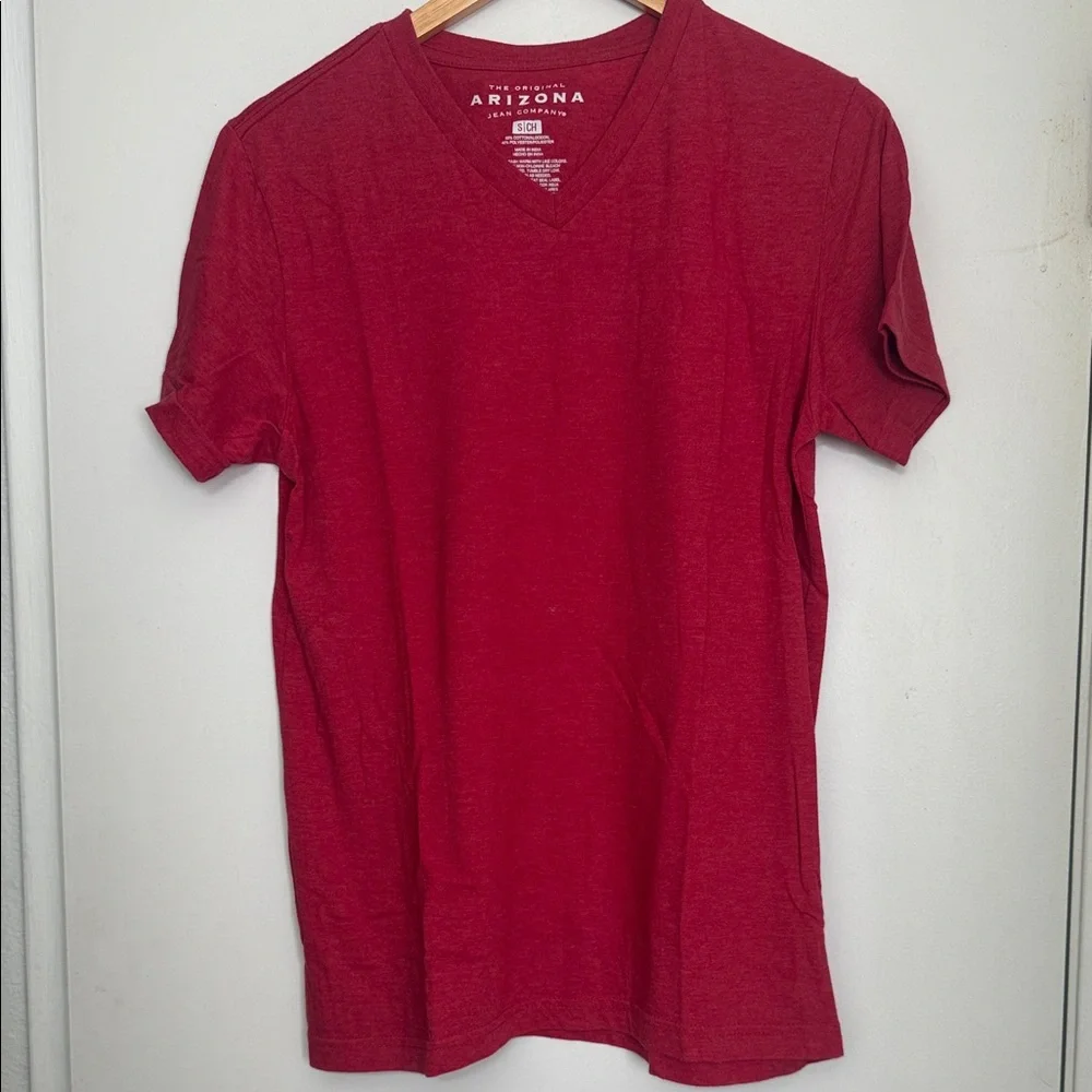 Arizona Jean Company Classic Red V-Neck Tee - Picture 1 of 1